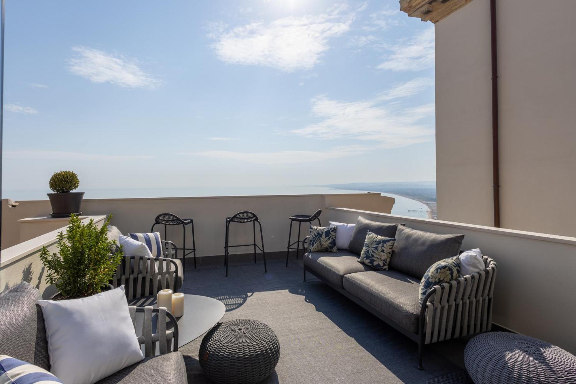 Bluonly Boutique B&B Vasto Bagian luar foto