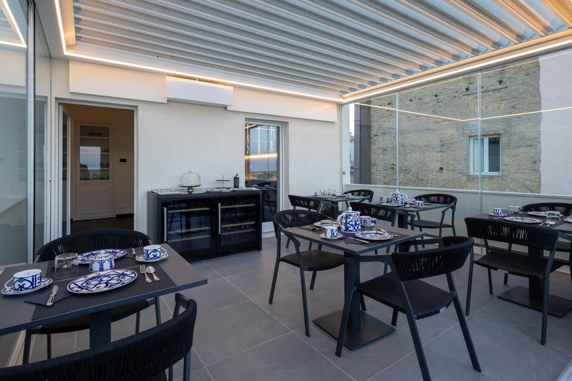 Bluonly Boutique B&B Vasto Bagian luar foto